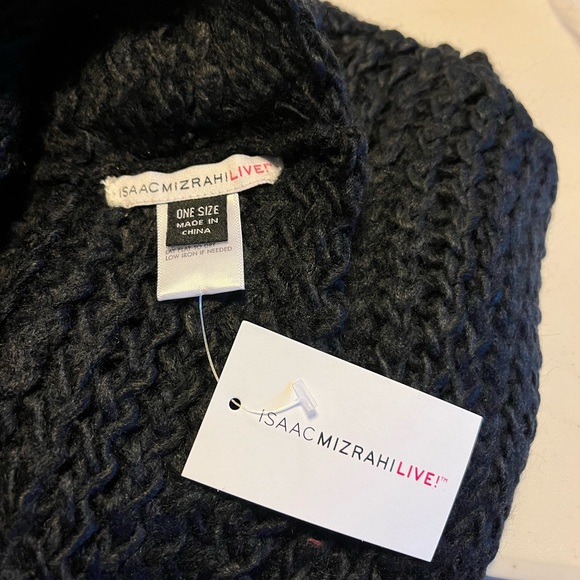 Black Knit Infinity Scarf round Isaac mizrahi qvc - Picture 4 of 11